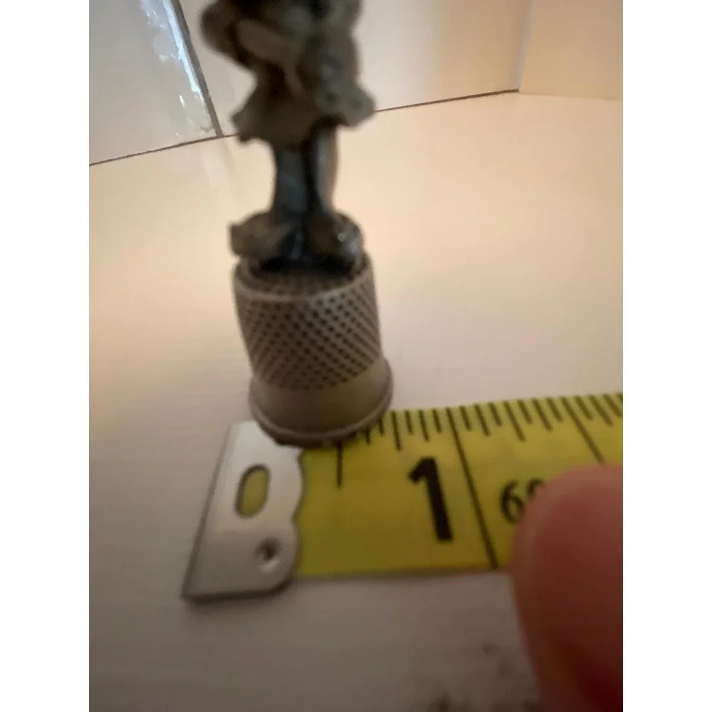 Minnie Mouse Disney Pewter Thimble